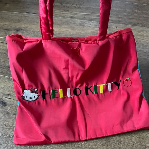 HELLO KITTY-NWOT 3D Character Multi-Material Tote - Picture 15 of 16